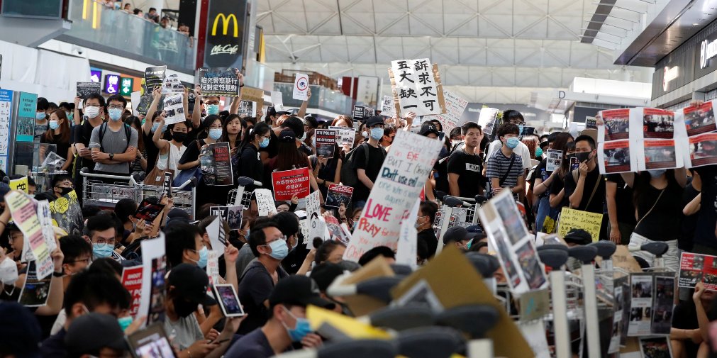 Protesters Demand Resignation of Carrie Lam 